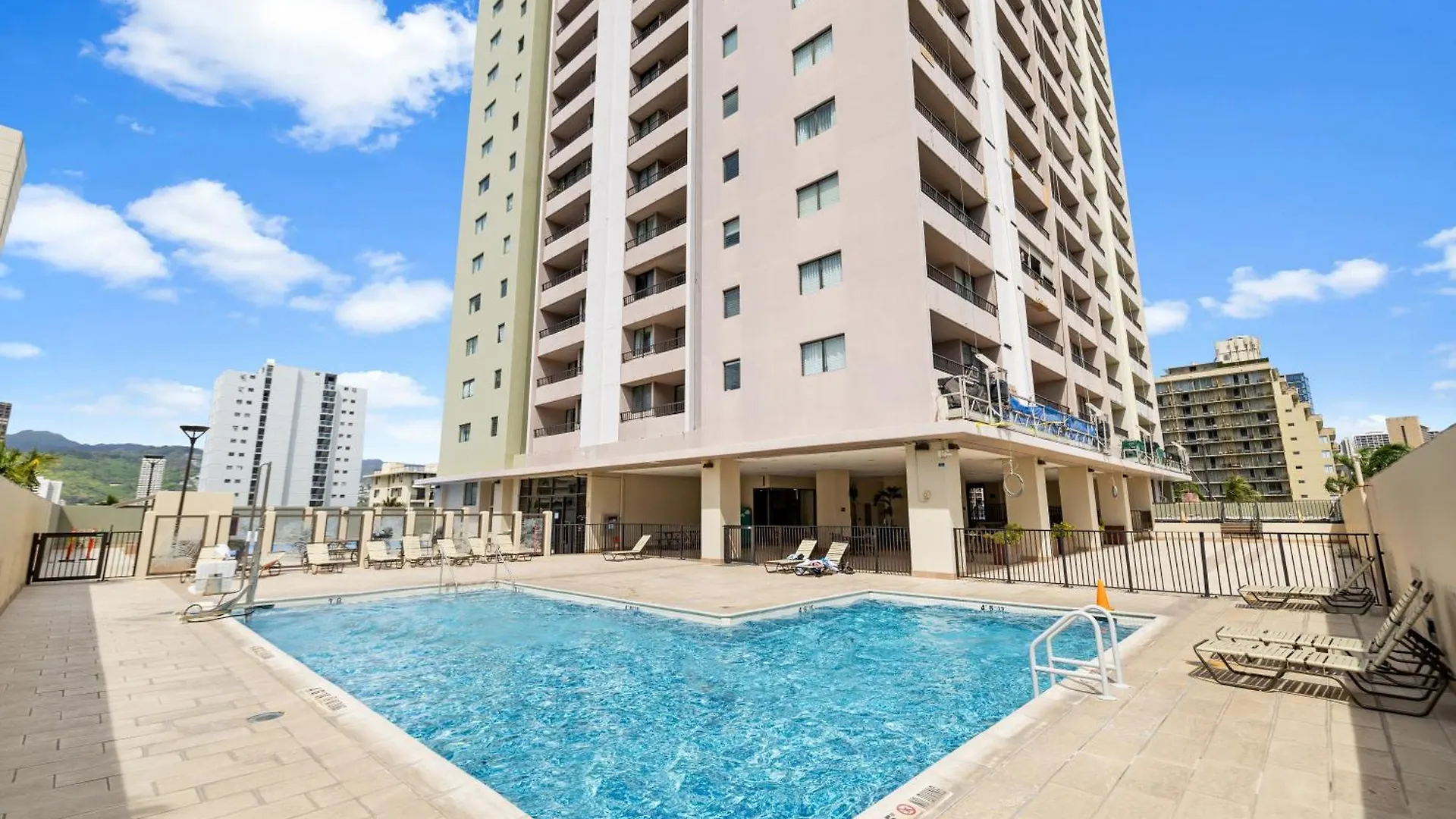 Nyaraló Royal Kuhio 1712 - Spacious Corner Unit With Stunning Ocean City Views In The Heart Of Waikiki! Honolulu Amerikai Egyesült Államok